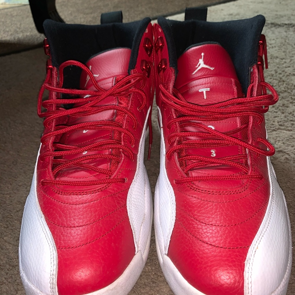 Size 14 Jordan 12’s Great Condition